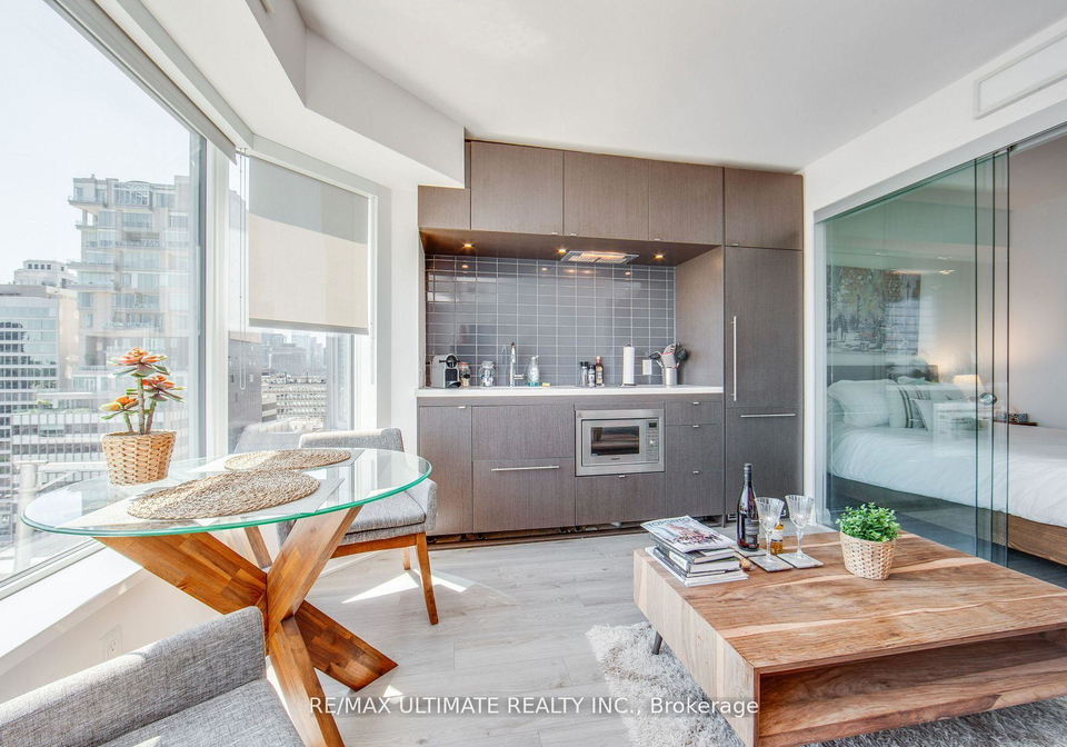 155-yorkville-avenue-toronto-ontario-c12907250
