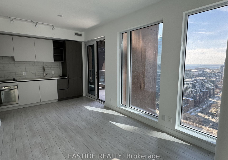 55-mercer-street-toronto-ontario-c12907292