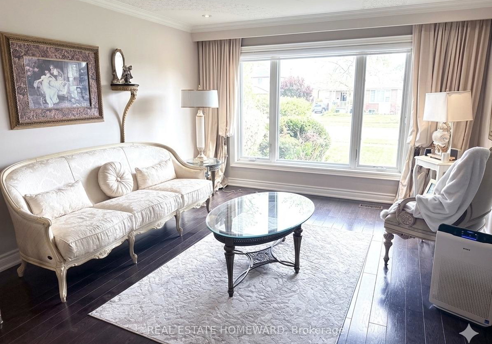 18-wyndcliff-crescent-north-york-ontario-c12907424