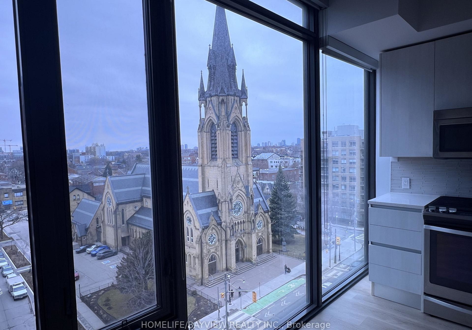 111-bathurst-street-toronto-ontario-c12907632