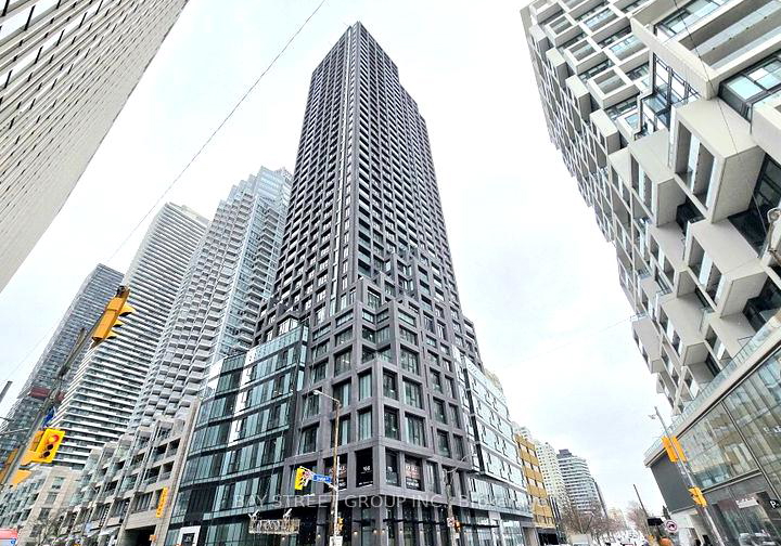 20-soudan-avenue-toronto-ontario-c12907646