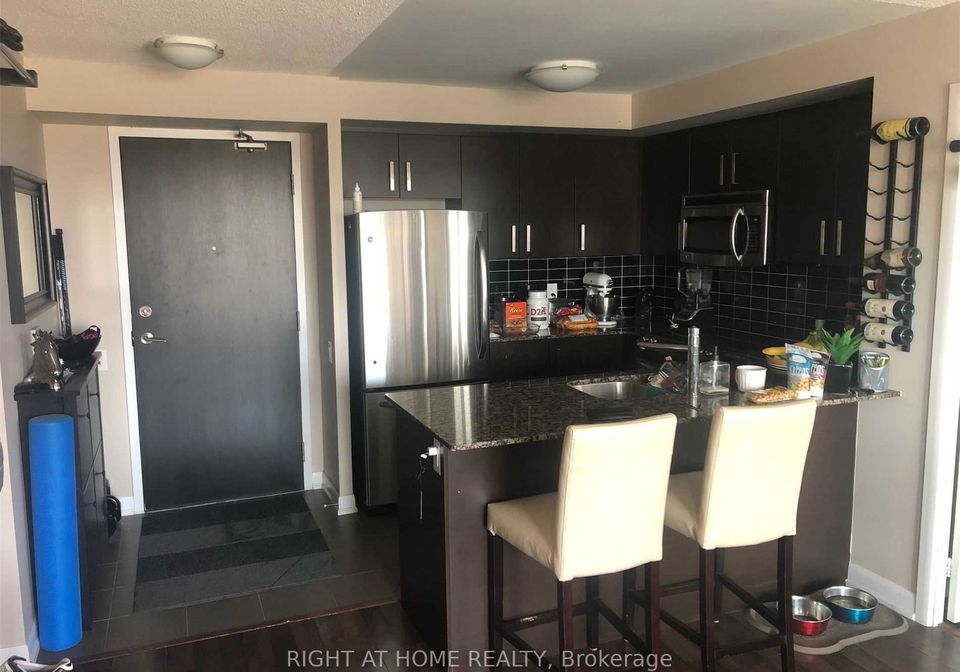 17-anndale-drive-north-york-ontario-c12907740