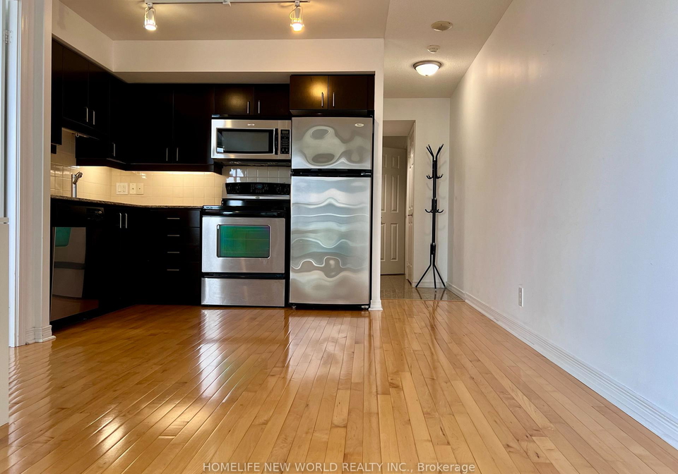 736-spadina-avenue-toronto-ontario-c12907826