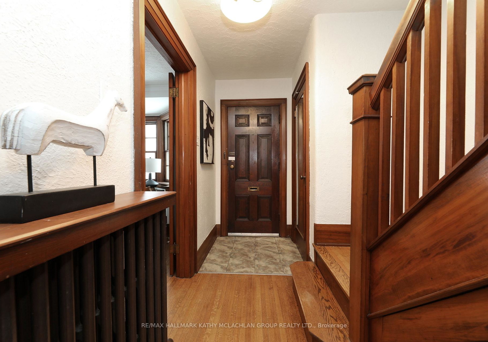 93-donegall-drive-east-york-ontario-c12907990