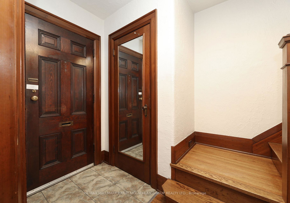 93-donegall-drive-east-york-ontario-c12907990