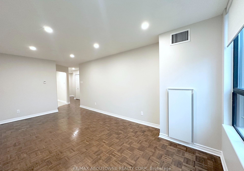 17-brookbanks-drive-north-york-ontario-c12908170