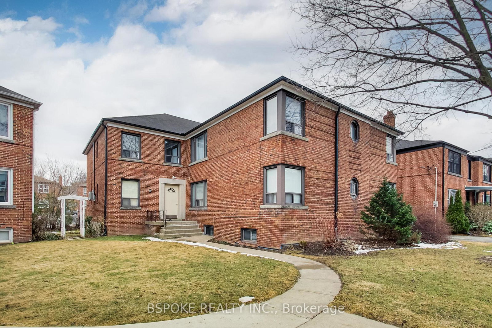 7-warwick-avenue-toronto-ontario-c12908732