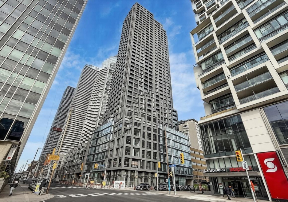 20-soudan-avenue-toronto-ontario-c12909010