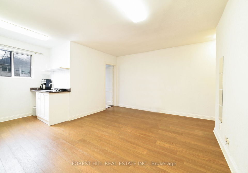 280-eglinton-avenue-w-toronto-ontario-c12909018