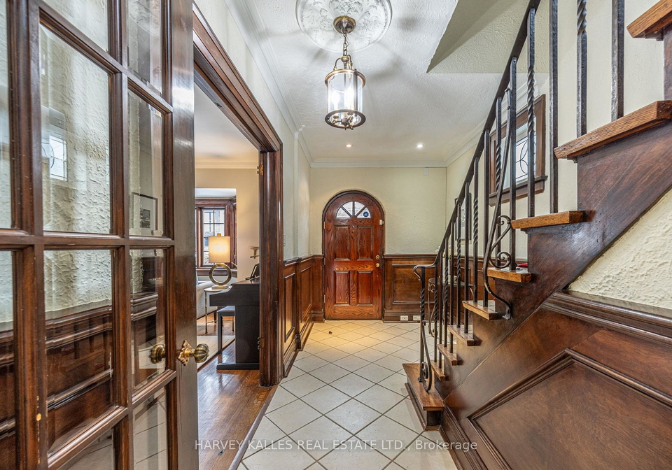 34-tarlton-road-toronto-ontario-c12909662