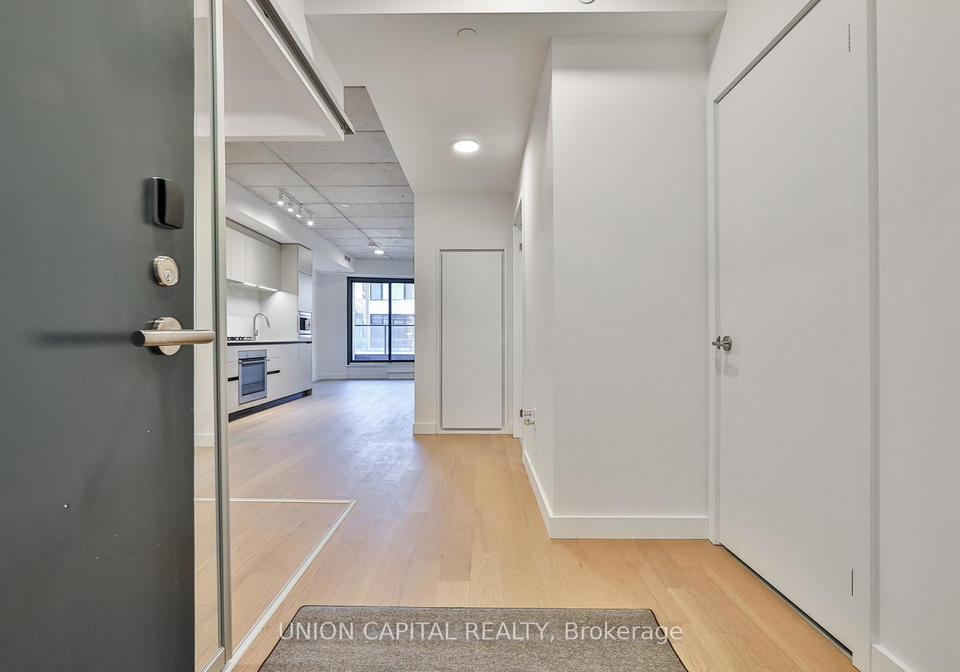 1720-bayview-avenue-toronto-ontario-c12910202