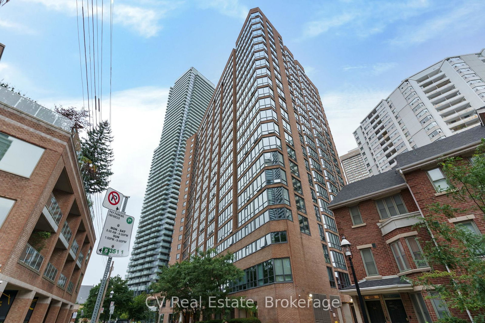 1055-bay-street-toronto-ontario-c12910308