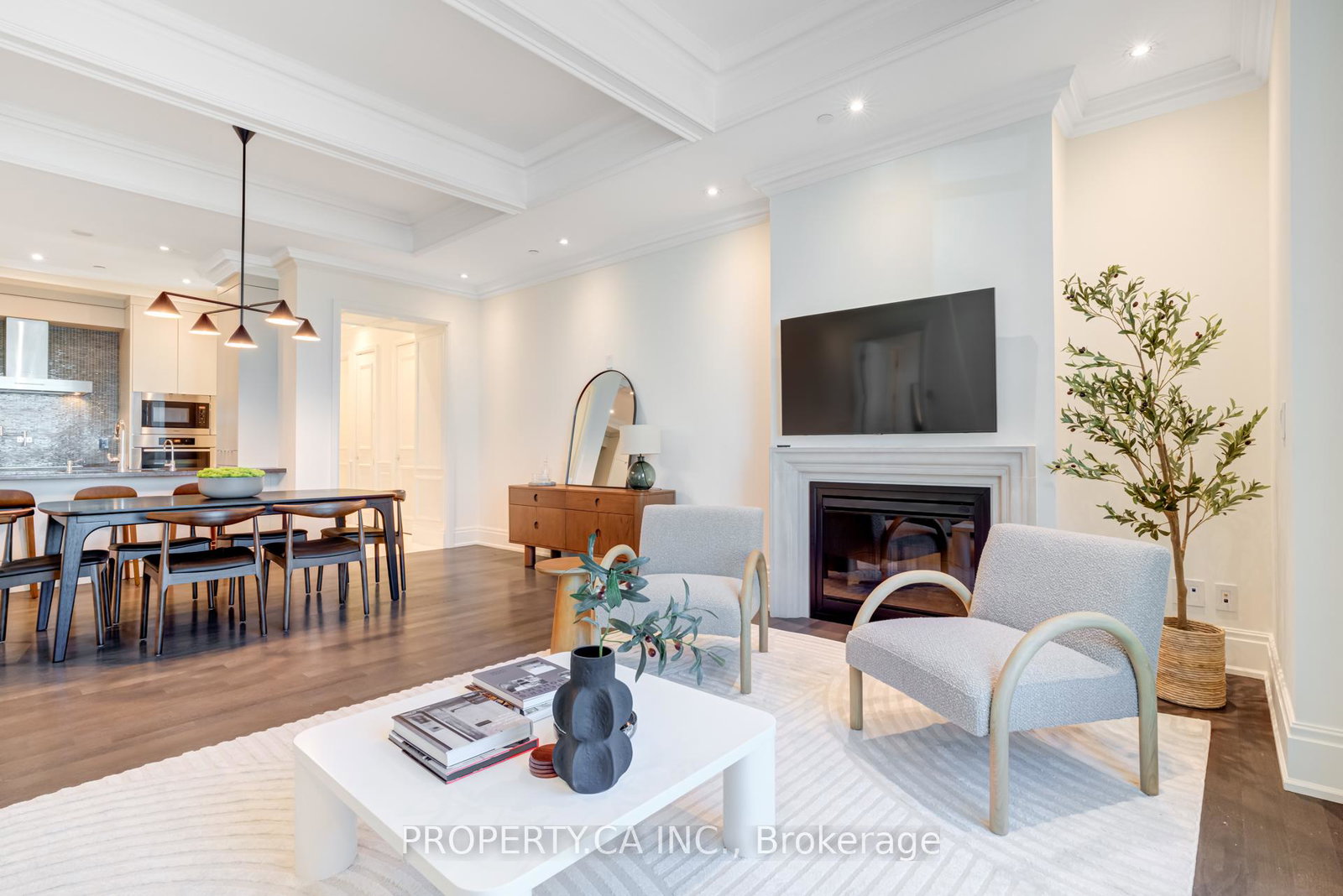 311-bay-street-toronto-ontario-c12910336