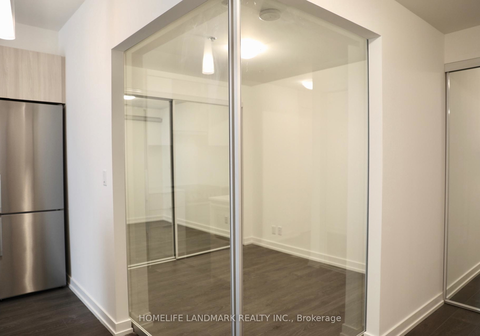 203-college-street-toronto-ontario-c12910460