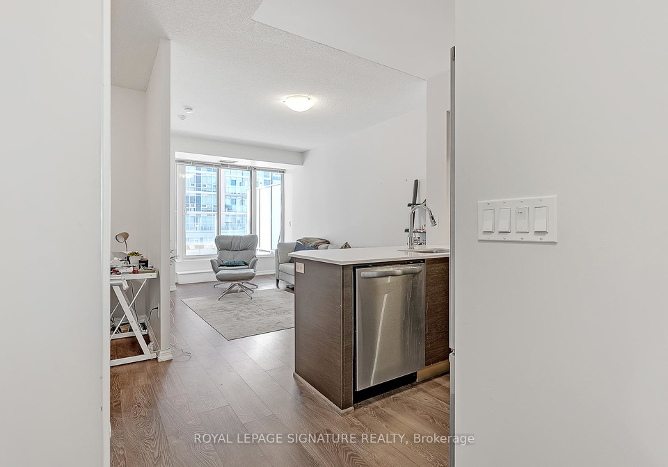 75-east-liberty-street-toronto-ontario-c12910728