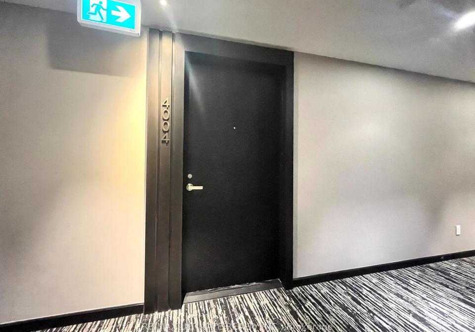 501-yonge-street-toronto-ontario-c12911066