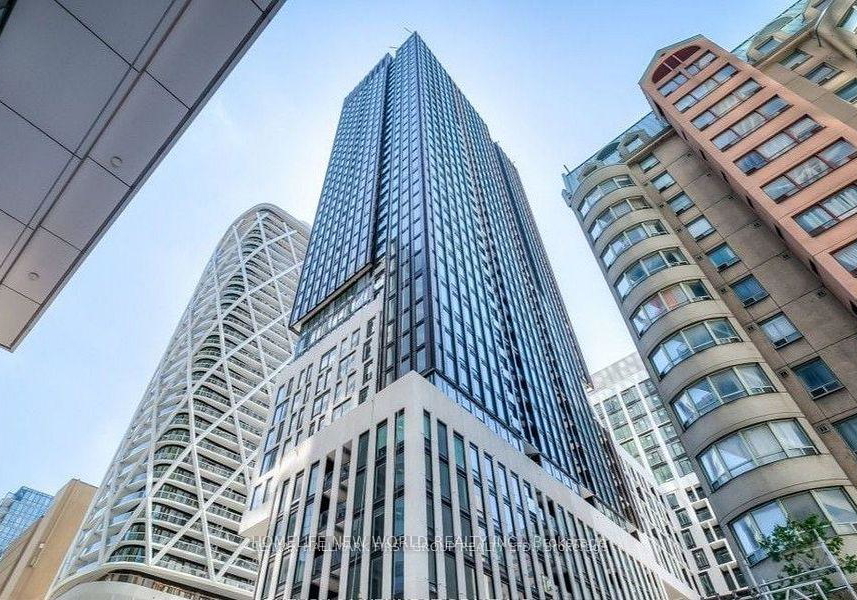 238-simcoe-street-toronto-ontario-c12911106