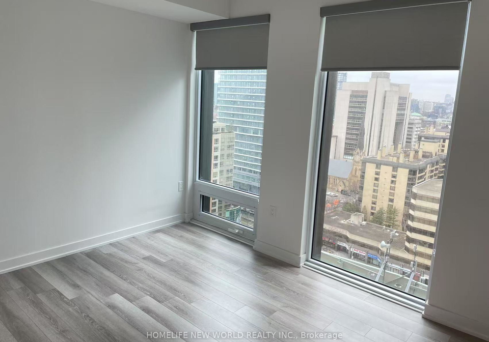 238-simcoe-street-toronto-ontario-c12911106