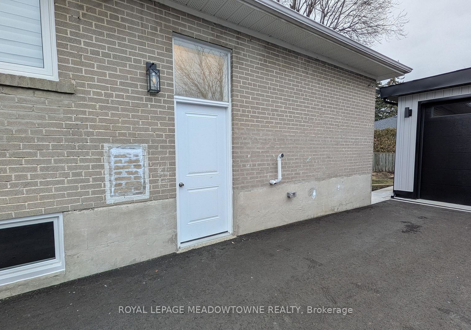 104-lynedock-crescent-north-york-ontario-c12911162