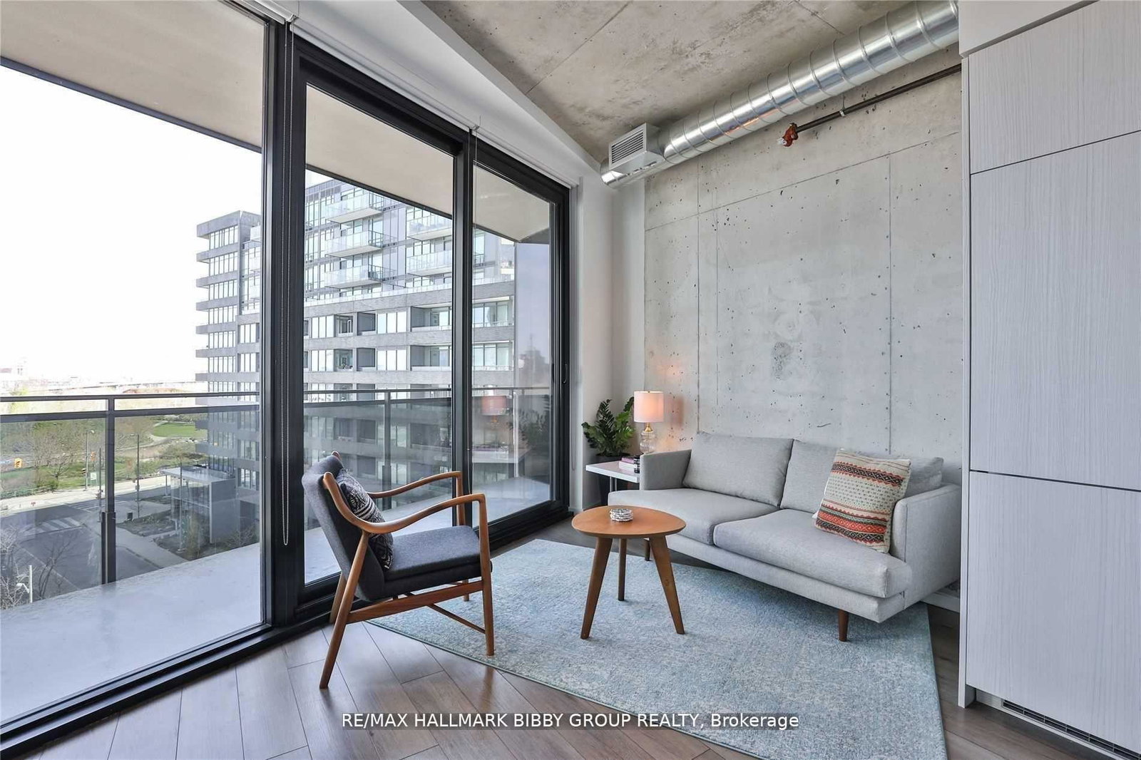 21-lawren-harris-square-toronto-ontario-c12911182