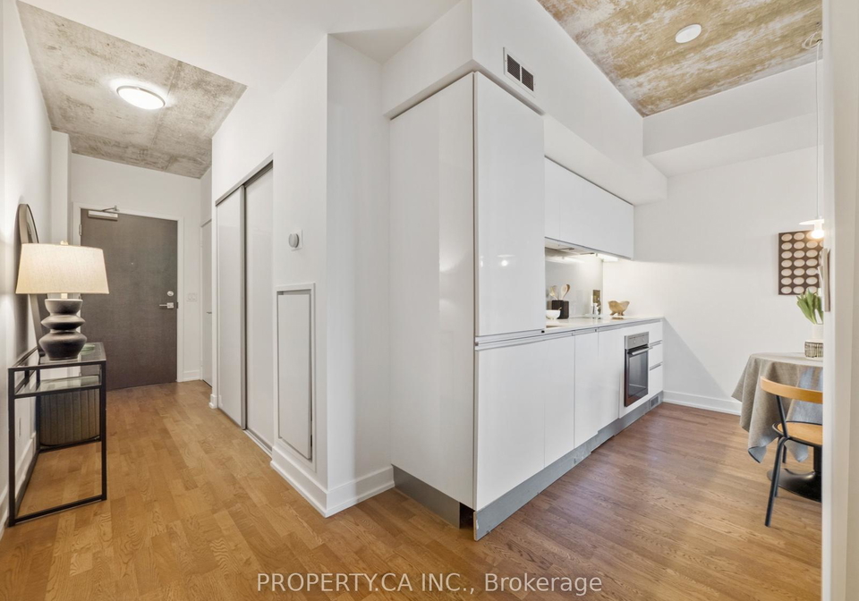 20-minowan-miikan-lane-toronto-ontario-c12911414