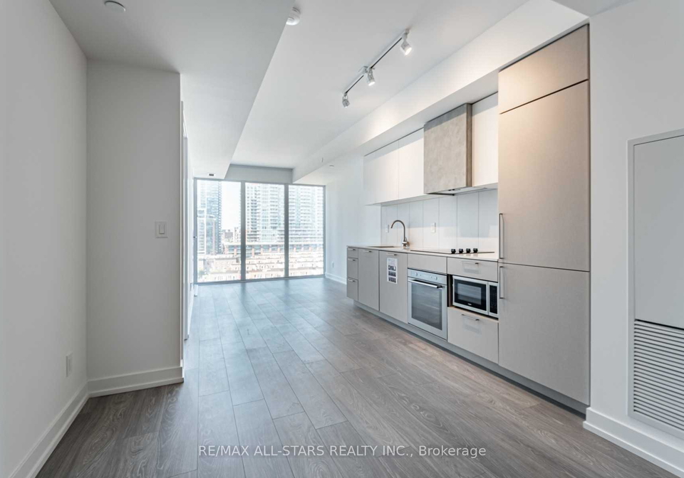 19-western-battery-road-toronto-ontario-c12911420