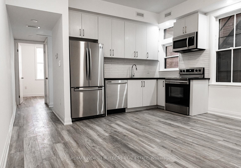 213-jarvis-street-toronto-ontario-c12911554