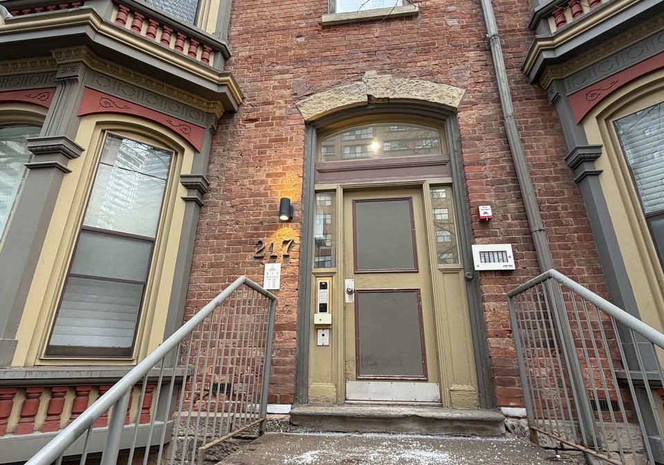 217-jarvis-street-toronto-ontario-c12911648