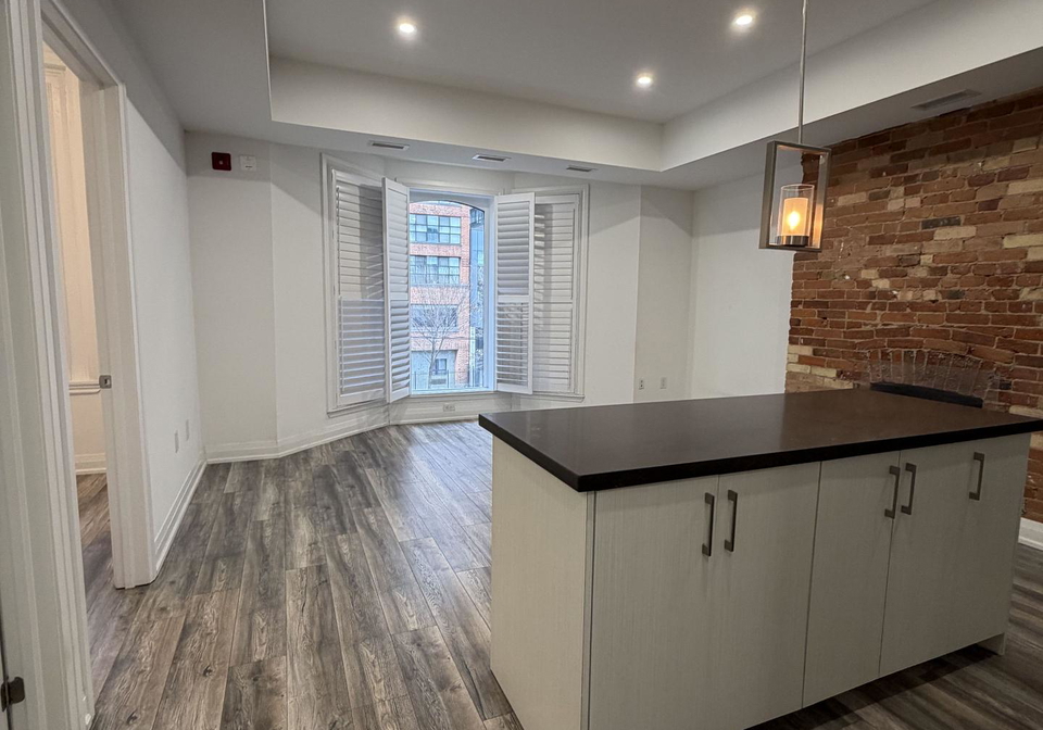 217-jarvis-street-toronto-ontario-c12911648