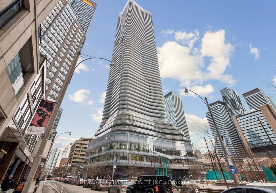 11-wellesley-street-w-toronto-ontario-c12912064