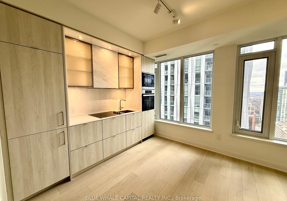 11-yorkville-avenue-toronto-ontario-c12912082