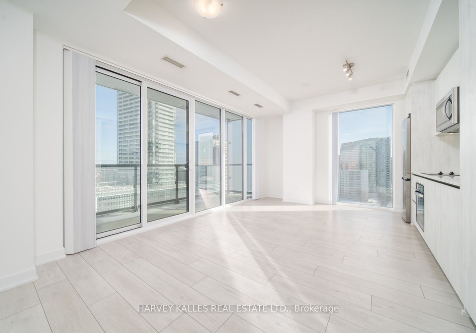 5858-yonge-street-toronto-ontario-c12912154