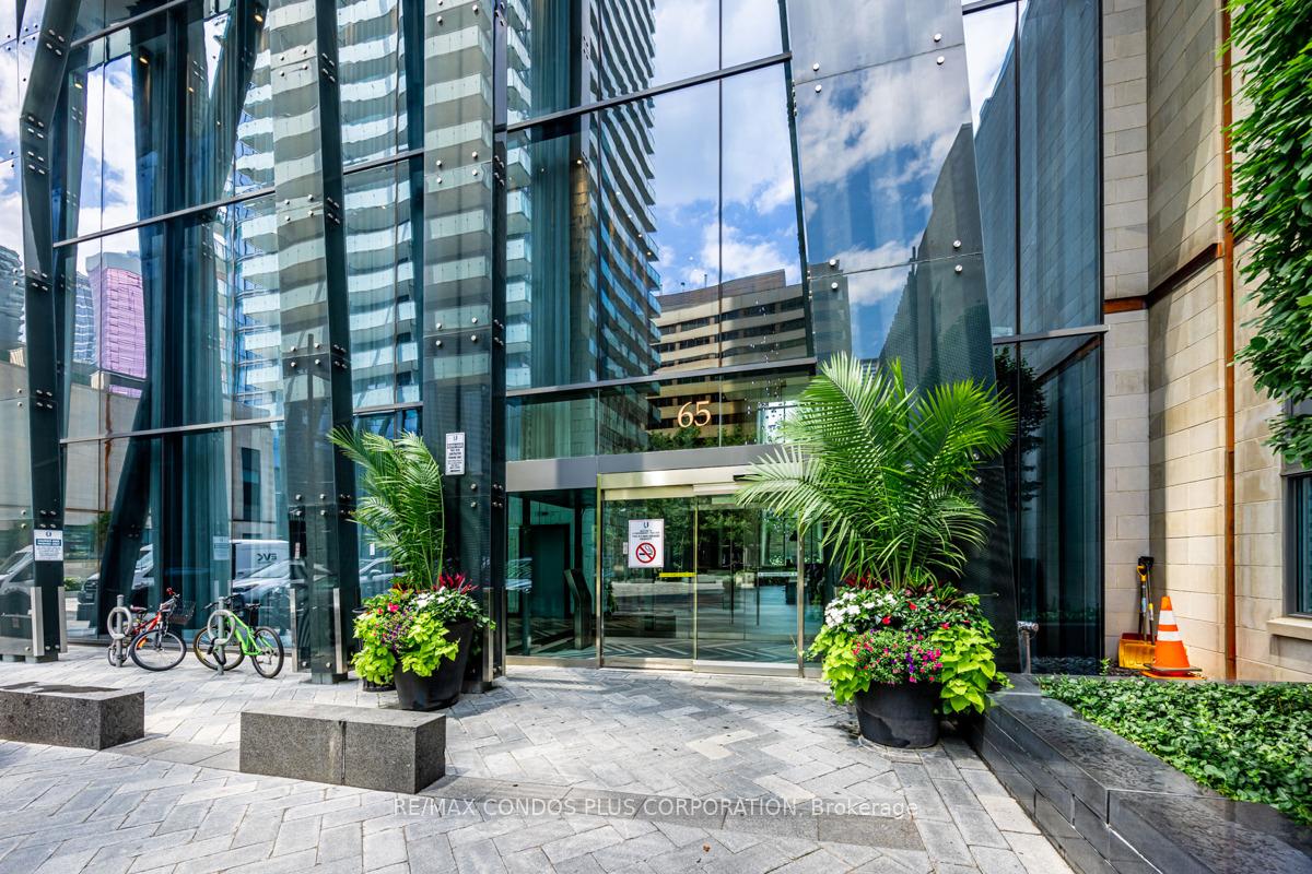 65-st-mary-street-toronto-ontario-c12912364