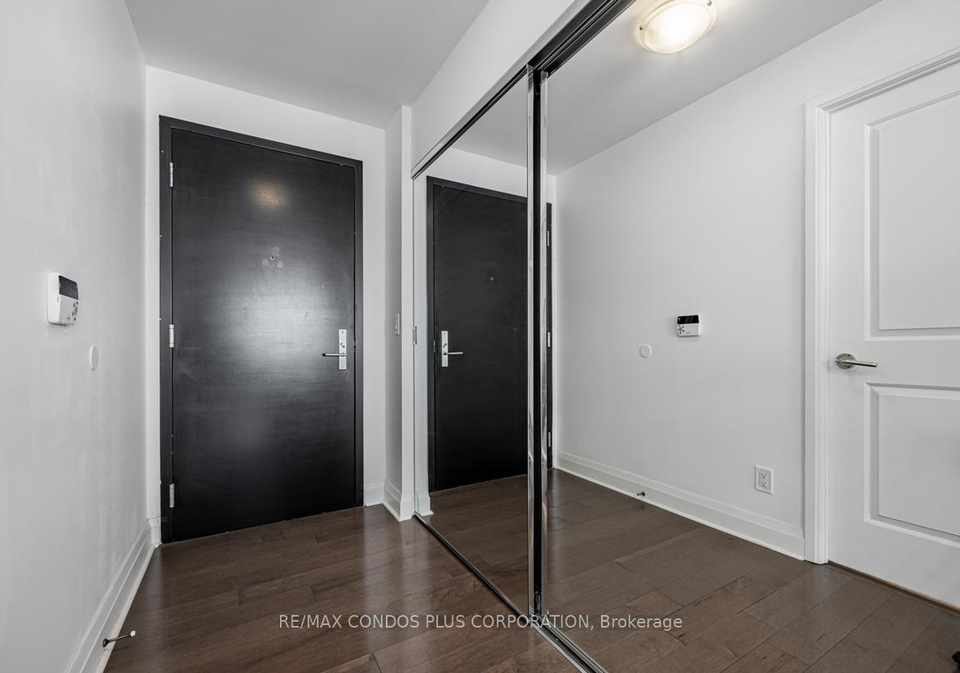 65-st-mary-street-toronto-ontario-c12912364