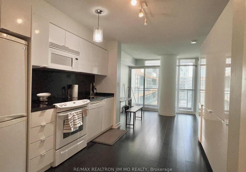 10-capreol-court-toronto-ontario-c12912532