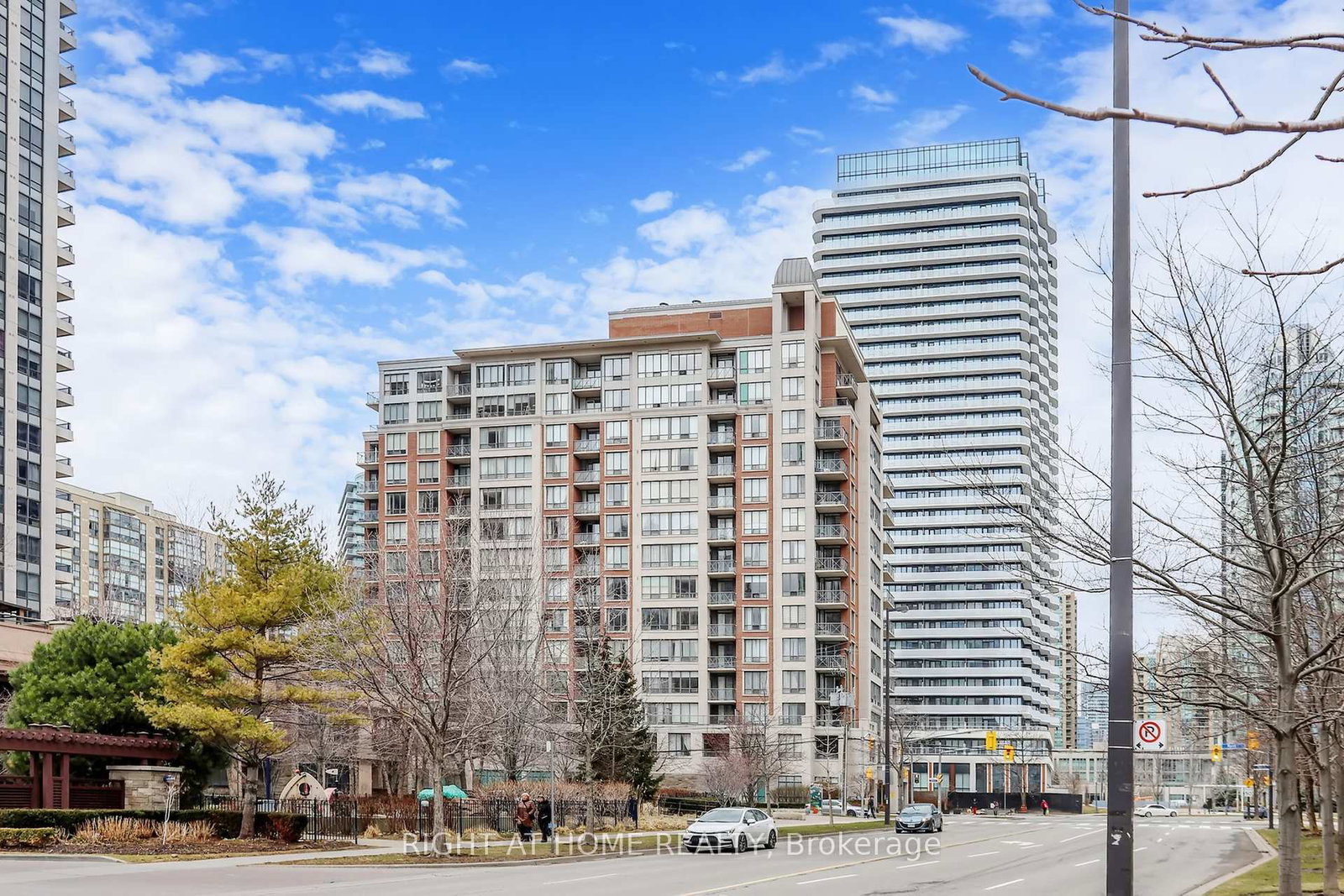 28-byng-avenue-north-york-ontario-c12912610