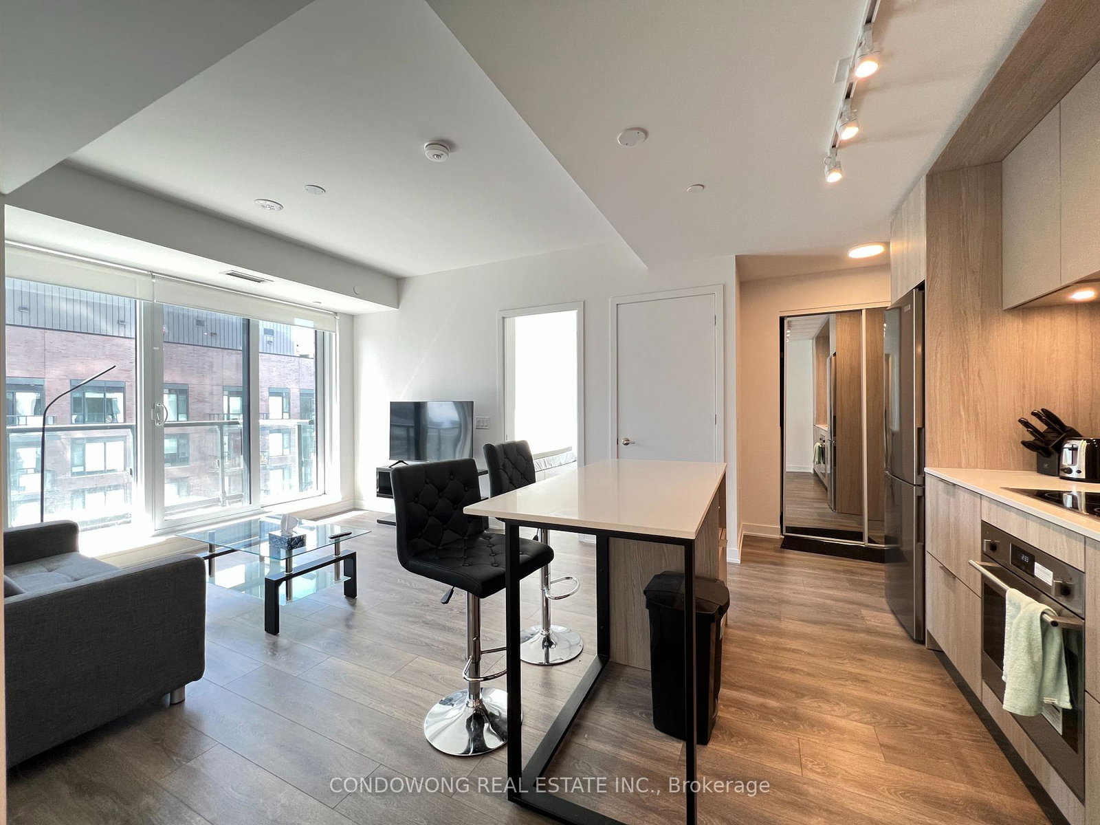 130-river-street-toronto-ontario-c12912642