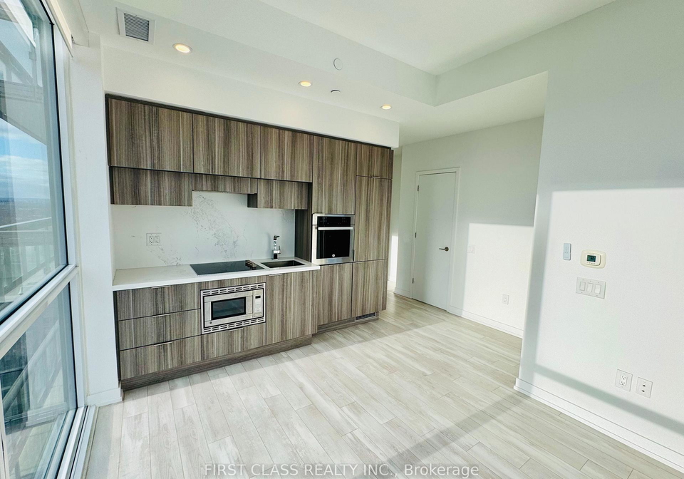 39-roehampton-avenue-toronto-ontario-c12912834