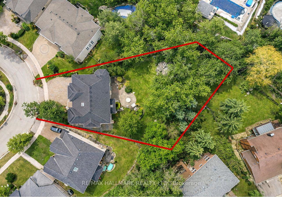 51-bowan-court-north-york-ontario-c12913022