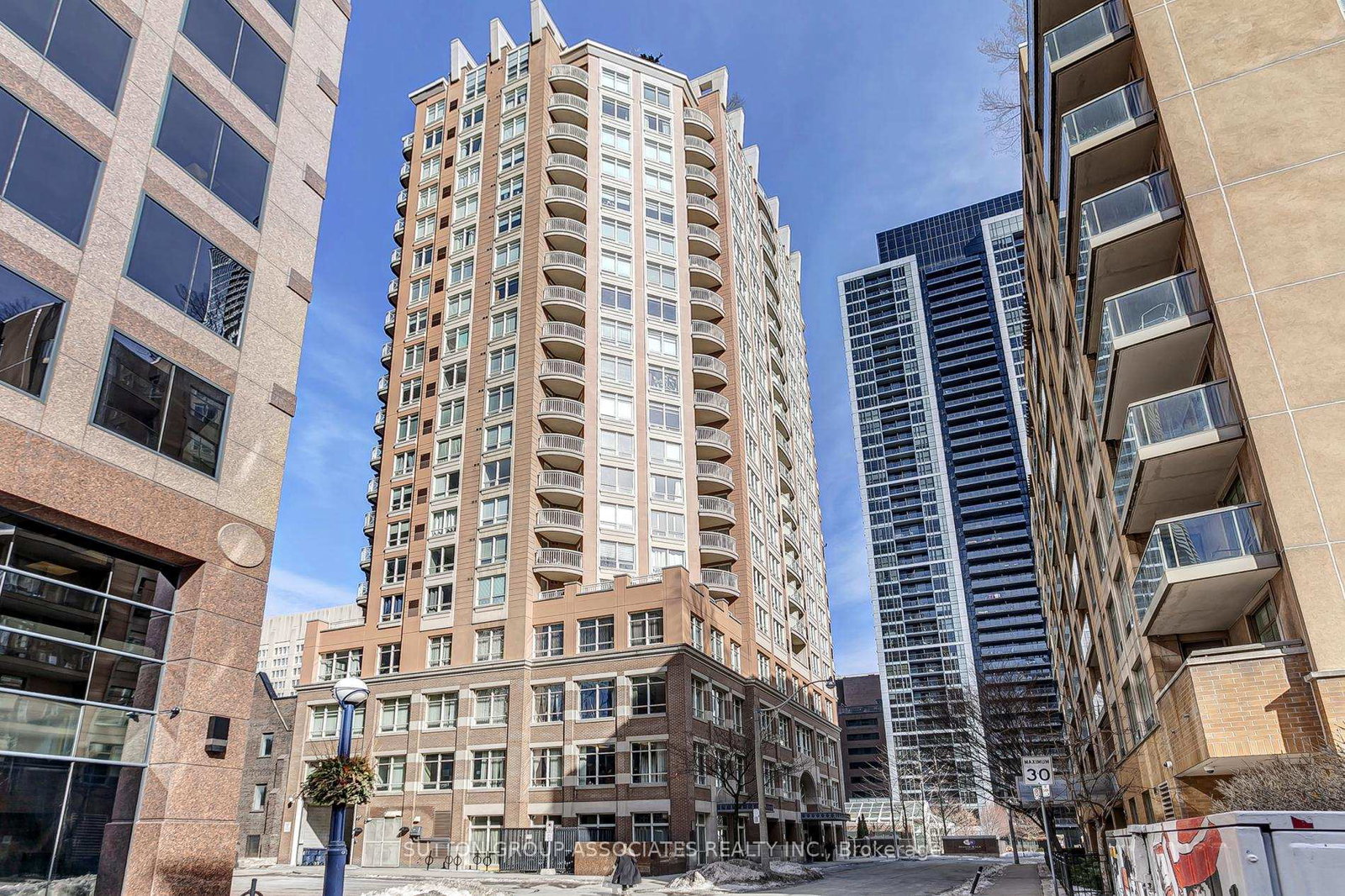 100-hayden-street-toronto-ontario-c12913238