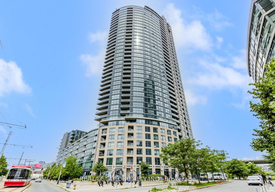 219-fort-york-boulevard-toronto-ontario-c12913286