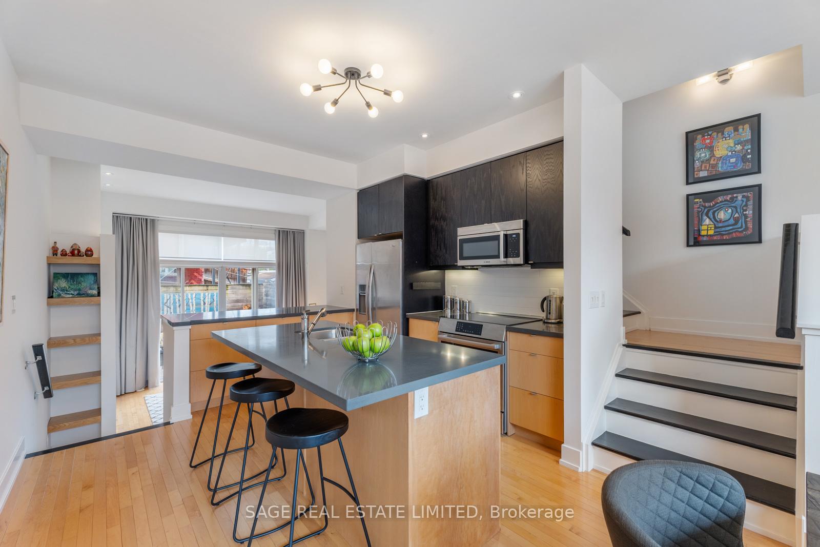 10a-cecil-street-toronto-ontario-c12913444
