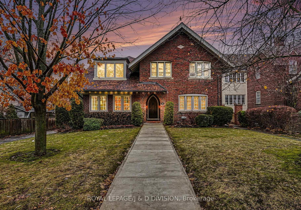 12-weybourne-crescent-toronto-ontario-c12913600