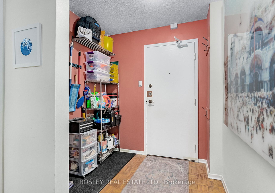 89-mccaul-street-w-toronto-ontario-c12913644