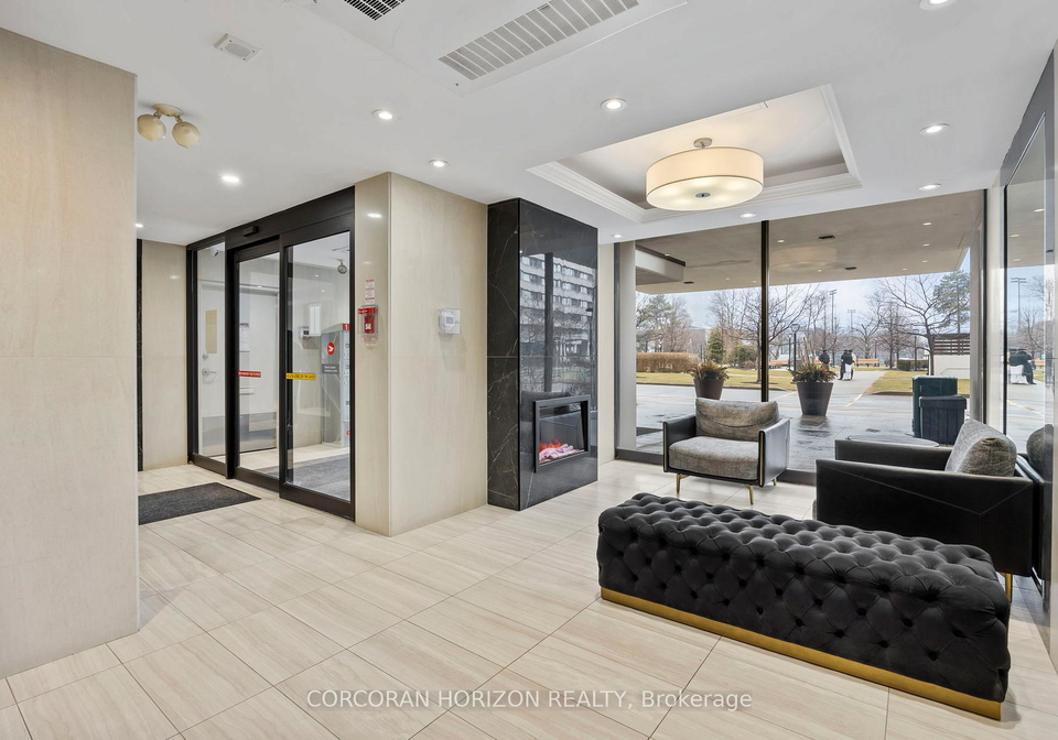 725-don-mills-road-east-york-ontario-c12913672
