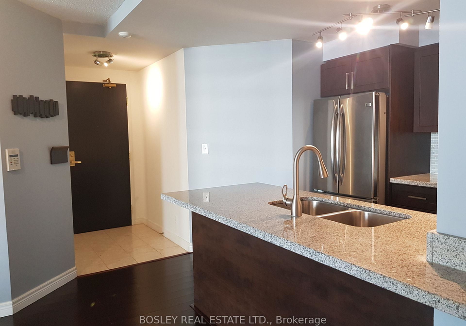 23-hollywood-avenue-north-york-ontario-c12914220