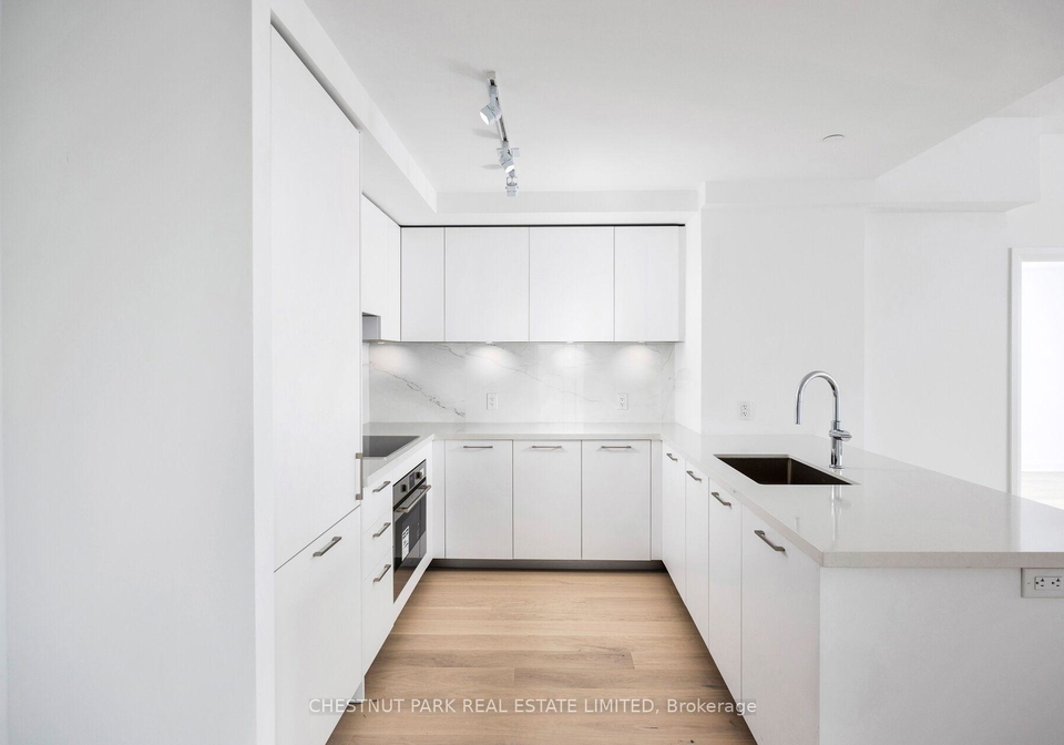 33-frederick-todd-way-east-york-ontario-c12914606