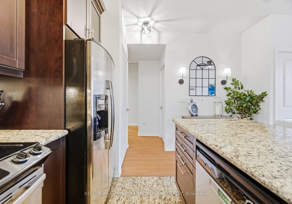 628-fleet-street-toronto-ontario-c12915338