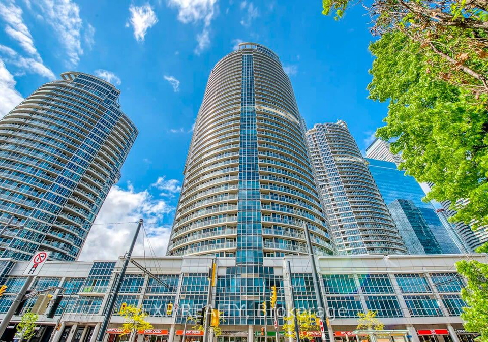 208-queens-quay-w-toronto-ontario-c12915896
