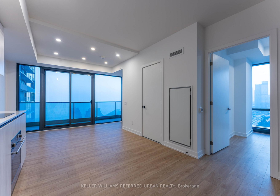 35-parliament-street-toronto-ontario-c12915938